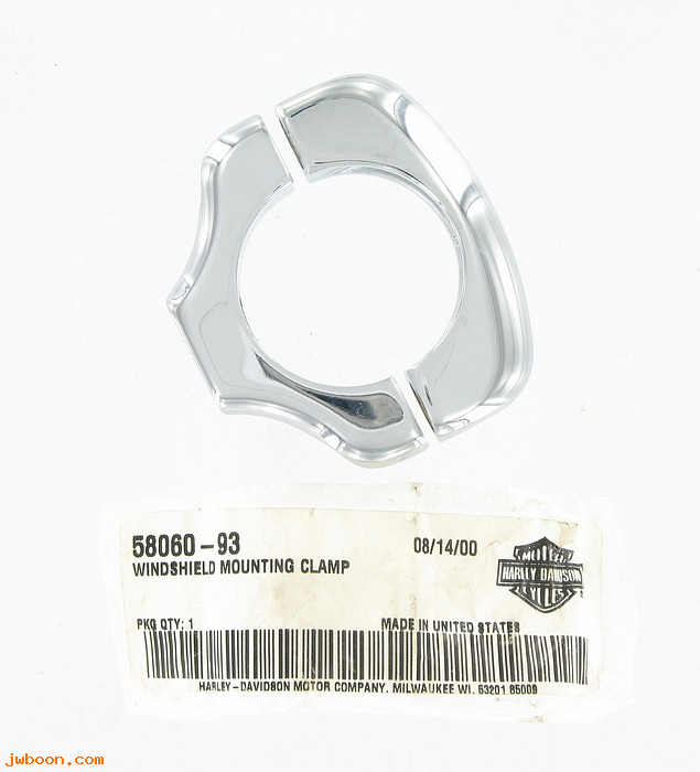   58060-93 (58060-93): Windshield mtg clamp - NOS - Softail FXST, Wide Glide FXWG, FXDWG