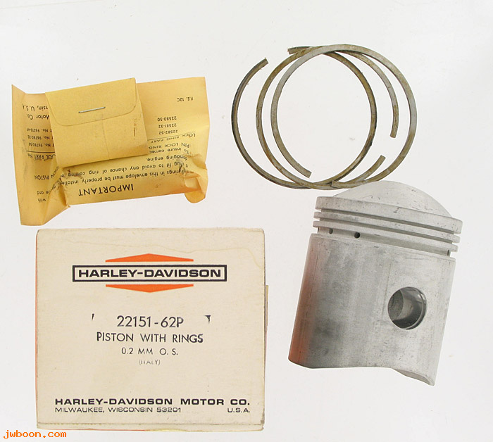   22151-62P (22151-62P): Piston with rings and pin + 0.2 mm O.S. - NOS - Sprint,C,H 61-66