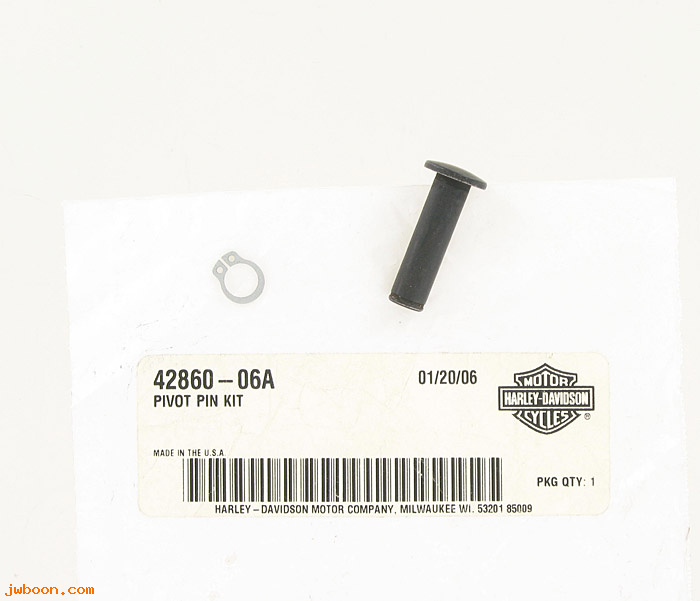  42860-06A (42860-06A / 11605): Pivot pin and retaining ring - NOS - V-rod '06