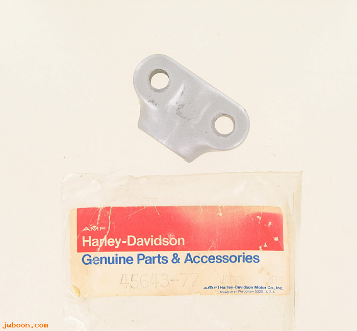   45643-77 (45643-77): Axle cap, right slider - NOS - Sportster XLS 79-83. FXS 77-79.AMF