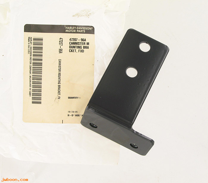   47207-96A (47207-96A): Cannister mounting bracket - NOS - FXD, Dyna '96-'05 CA