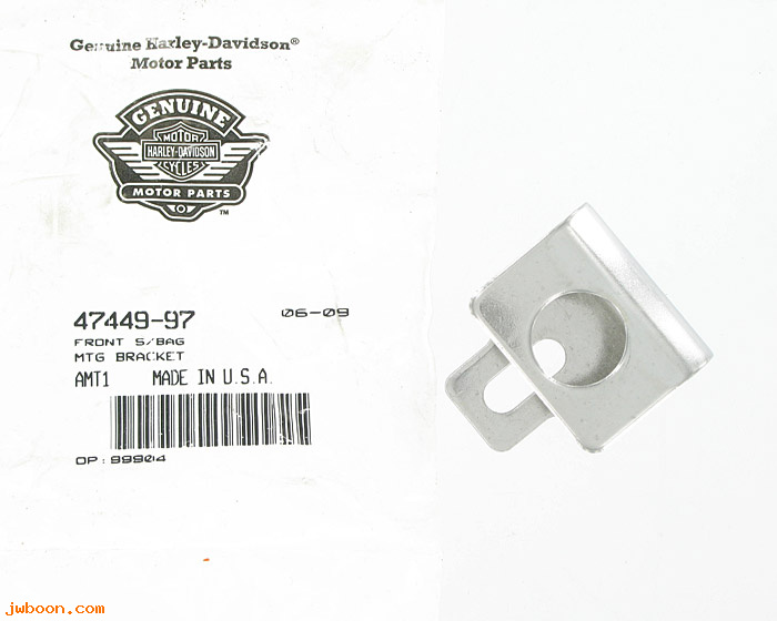   47449-97 (47449-97): Saddlebag mounting bracket - front - NOS - FLT '97-'05 Tour Glide