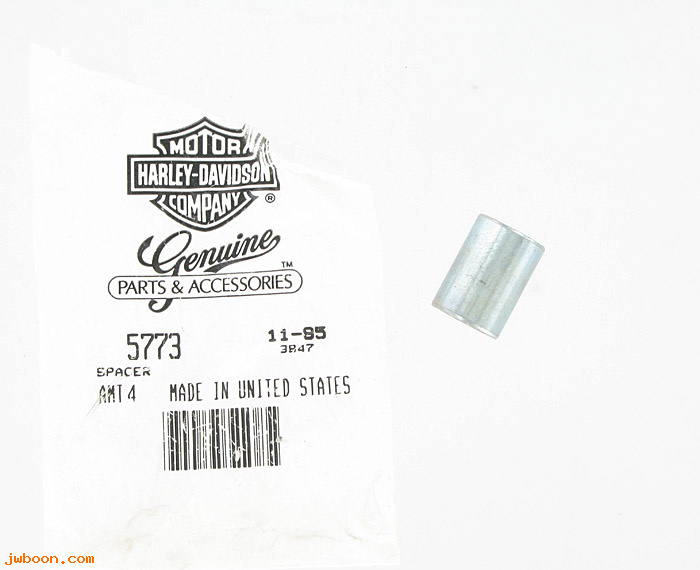       5773 (    5773): Spacer - luggage rack - NOS - Softail
