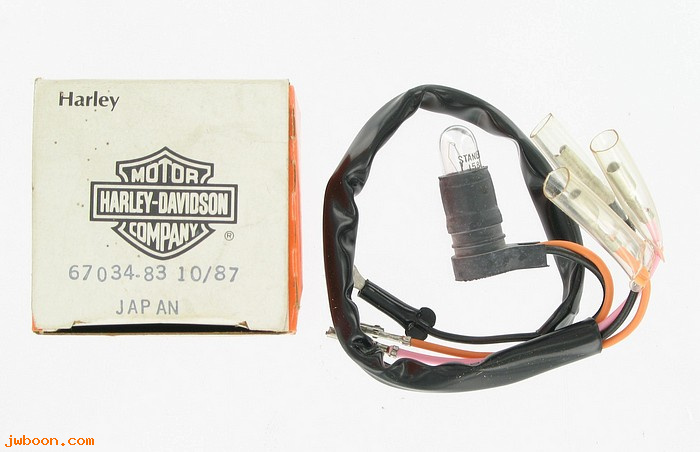   67034-83 (67034-83): Tachometer bulb&socket-NOS-FXRT 83-85.FXRS,FXRP 84-93.FXLR 87-94