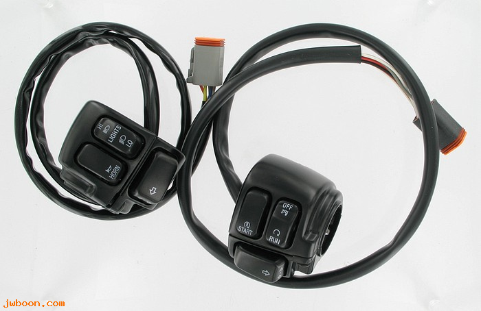   70085-04 (70085-04): Handlebar switch kit - NOS - Sportster XL 04-
