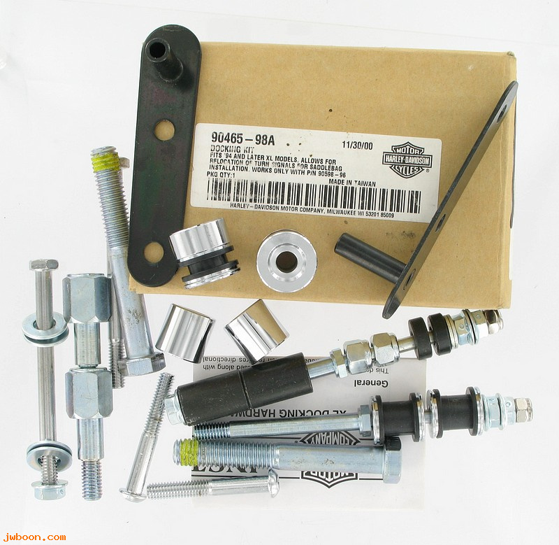   90465-98A (90465-98A): Docking hardware kit for detachable racks&sideplates-NOS-XL 94-01