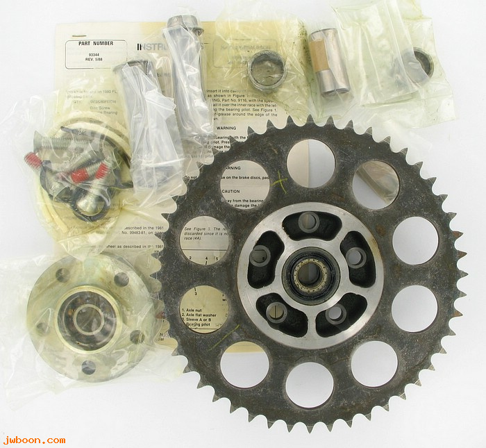   93344 (93344 / 41522-79A): Safety defect code 052 - 1980 FLT Wheel bearing kit - NOS