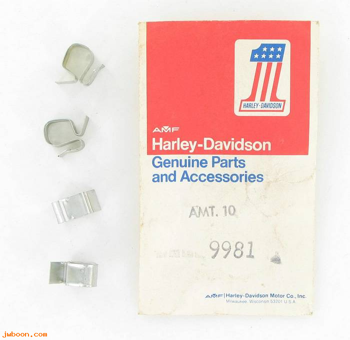       9981 (    9981): Clip,tail lamp wire/lighter cable/battery carrier cable clamp-NOS