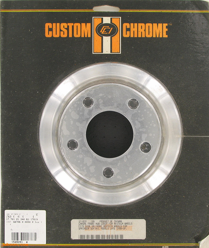 D CC17-819 (): Custom Chrome front hub cover for Revtech wheels