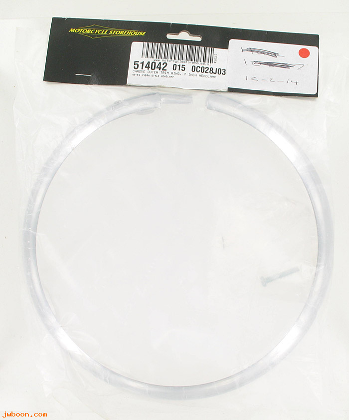 D MS514042 (67726-48): Headlamp outer trim ring