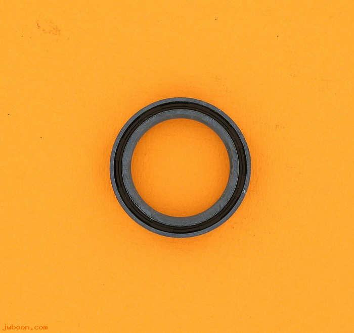 R  35151-52A (35151-52): Oil seal, mainshaft/front axle bearing - K,KH,XL 52-e84